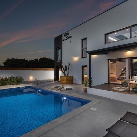 Villa Stric Toni Pakoštane Exterior foto